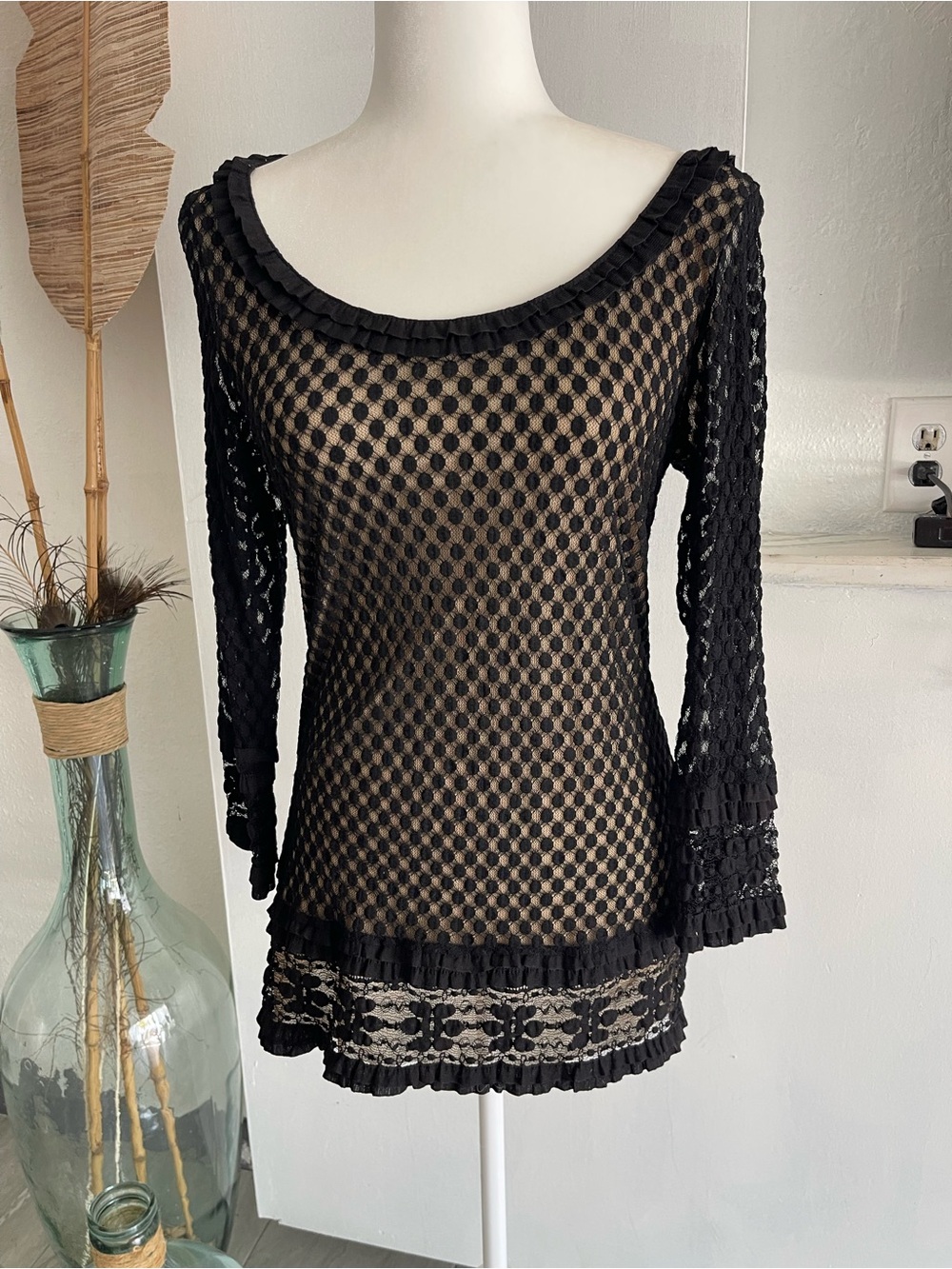 Max Studio Beige Knit Top with Black Trim